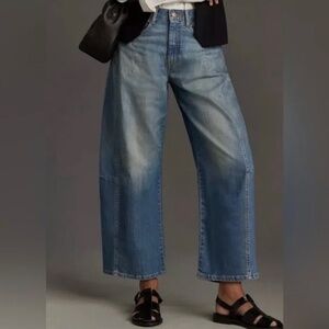 Pilcro/Anthropologie The Kenna Barrel Jeans in Denim Medium, Size 28.